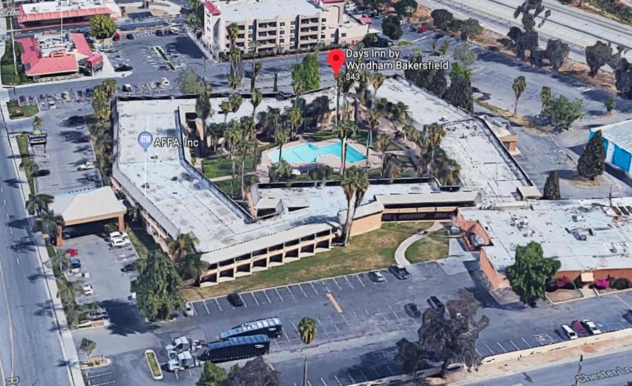 Days Inn By Wyndham Bakersfield Exteriör bild